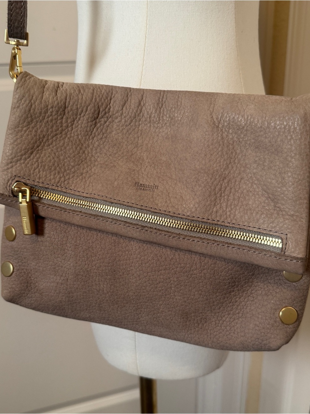 Hammitt VIP Medium Crossbody Bag Pewter Brushed Gold Leather Clutch Purse - Picture 2 of 13